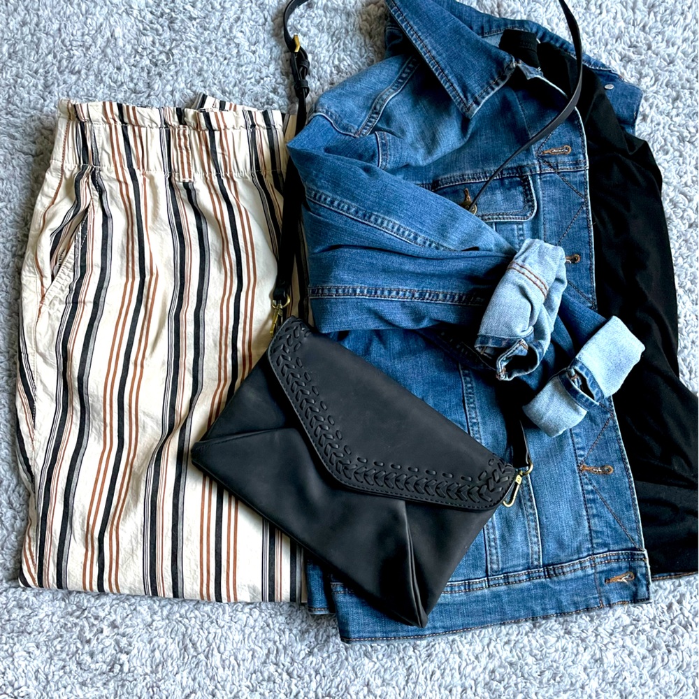 Black crossbody bag